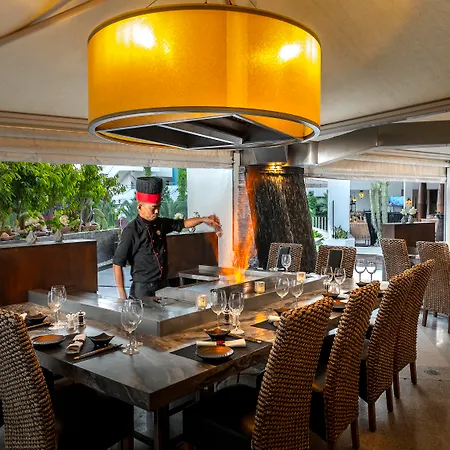 格兰德度假酒店 度假村 利马索尔